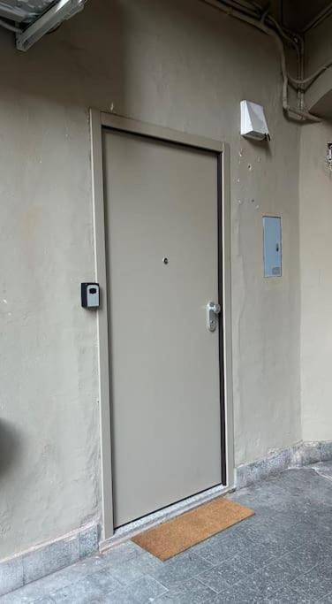 La Casa Di Silvio Ai Giardini Reali Appartement Turijn Buitenkant foto