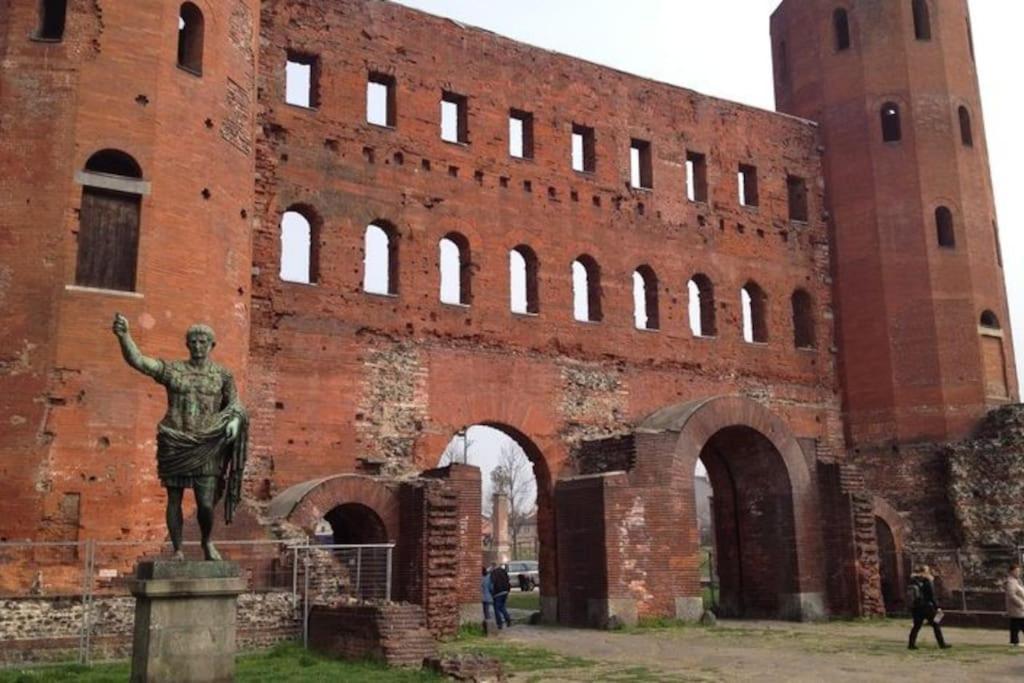 La Casa Di Silvio Ai Giardini Reali Appartement Turijn Buitenkant foto
