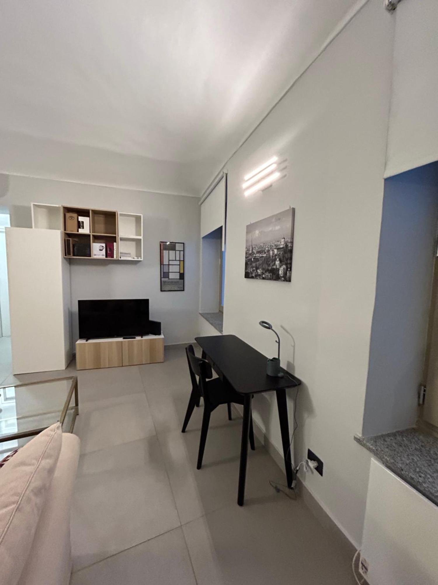 La Casa Di Silvio Ai Giardini Reali Appartement Turijn Buitenkant foto
